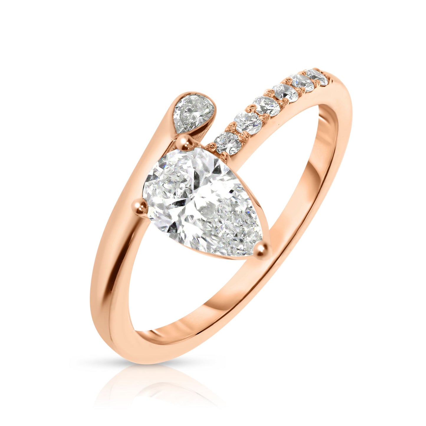 Awash in celestial elegance, the 'Eternal Radiance' gold sidestone ring is a masterpiece symbolizing everlasting love. Featuring a pear-shaped diamond and sparkling accent stones, this luxurious piece is perfect for engagements or to celebrate enduring bonds.