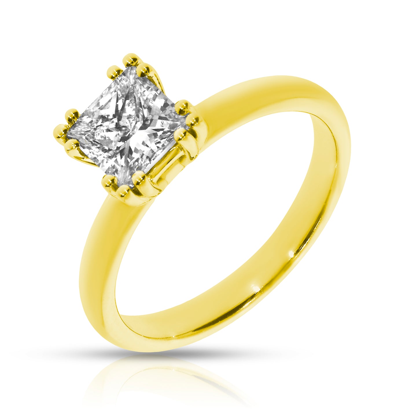 Solitaire Ring in Gold with Princess-Cut Diamond – Eternal Radiance