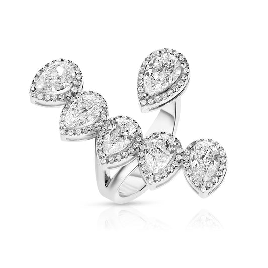 Experience the essence of grace with the Eternal Grace silver pendant, featuring a round-cut diamond. Available in 14K or 18K gold. Ideal for celebrating timeless beauty and life's precious moments.