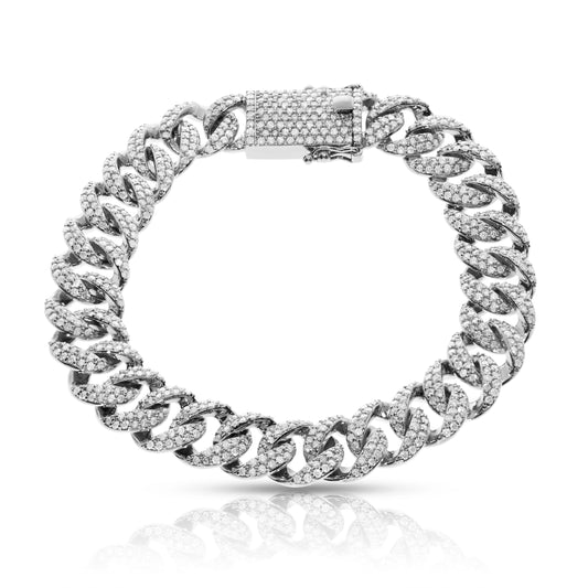Embody strength and allure with The Celestial Bond bracelet featuring round-cut diamonds, a perfect gift for the distinguished man. Ideal for celebrating achievements with celestial elegance.