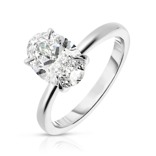 Gold Ring with Oval Diamond – Eternal Eclipse | Origins