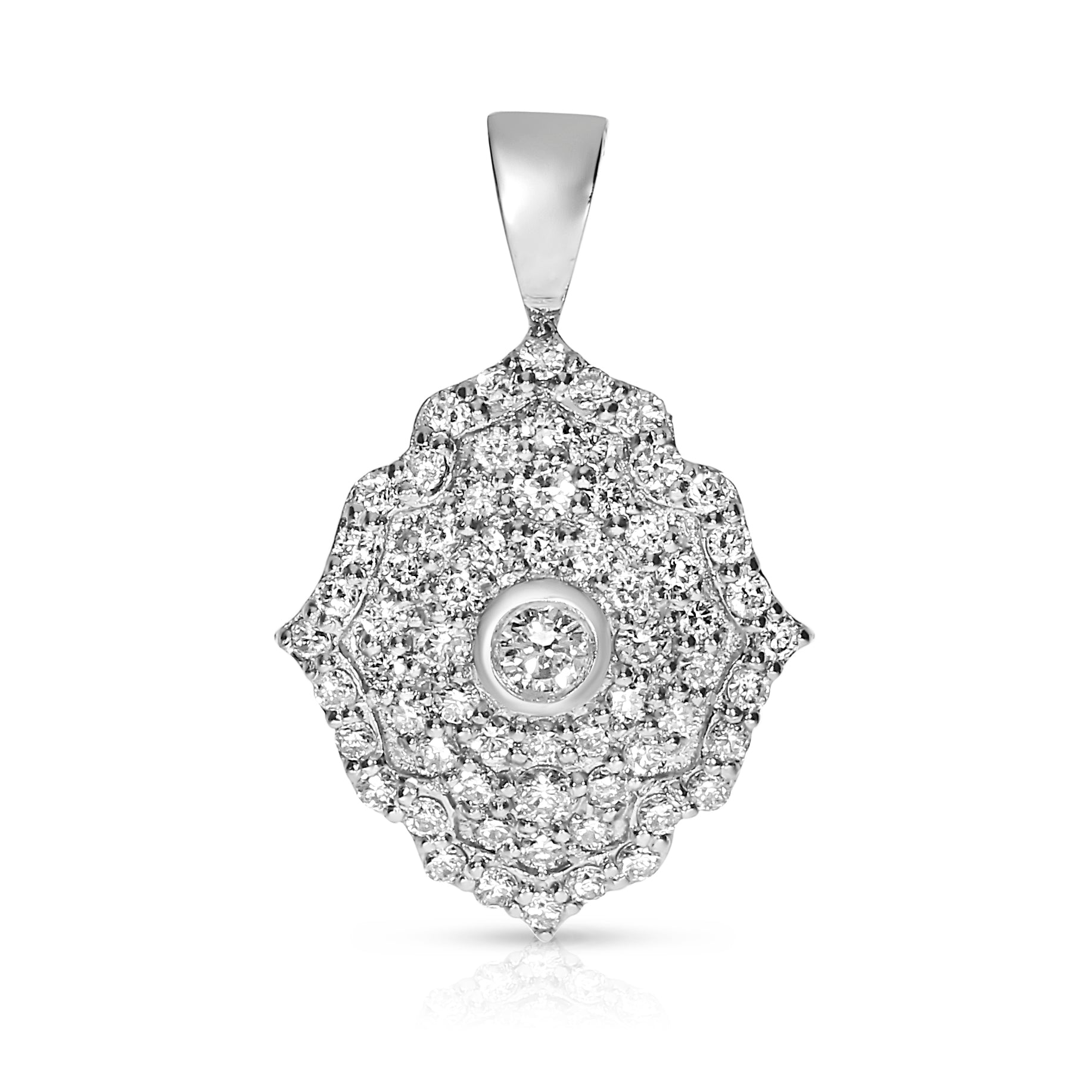 Embodying the serene allure of a moonlit evening, this exquisite gold pendant from the Nocturne collection is a masterpiece of celestial elegance. Ideal as a gift to commemorate a moment of personal achievement or as an eternal keepsake for those who revel in the night’s poetic whispers.